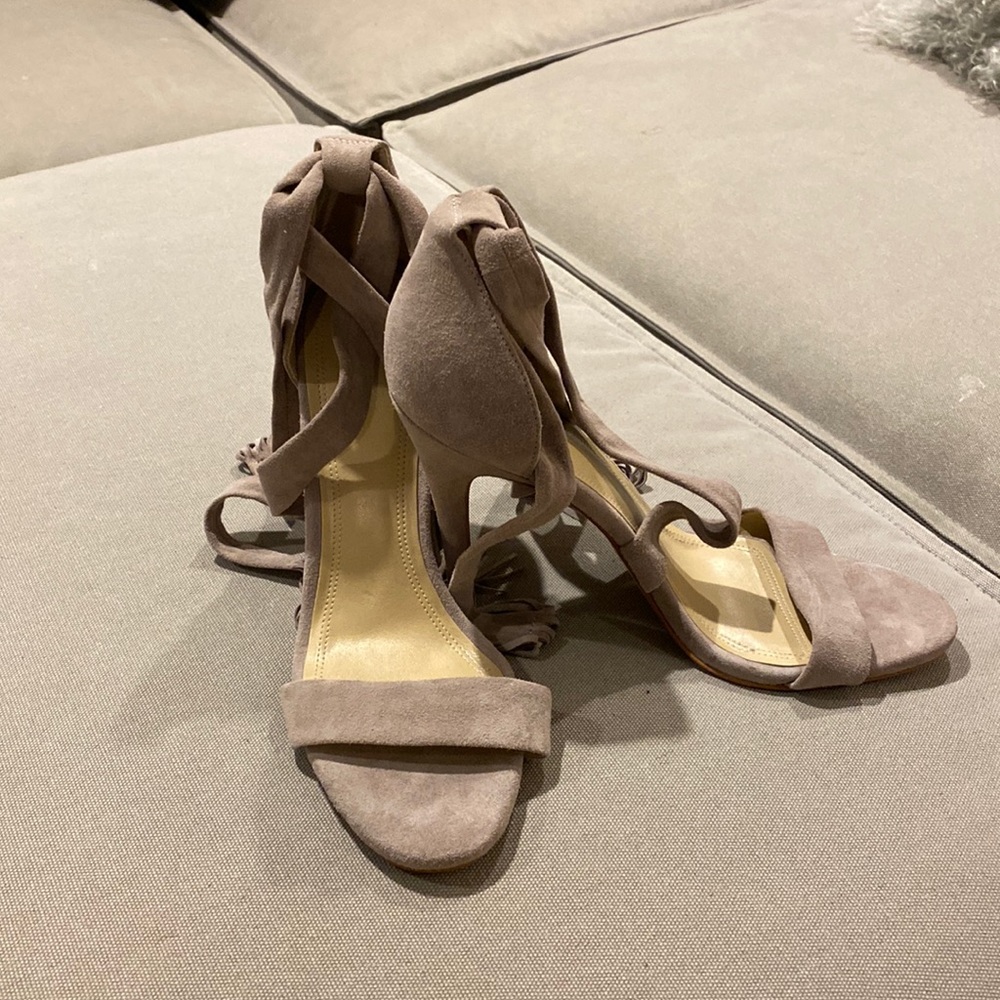 Ladies sandal